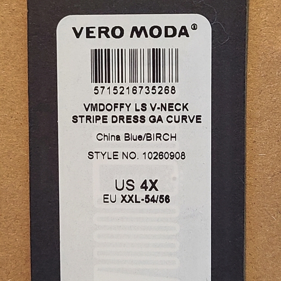 Vero Moda Doffy Curve Stripe Long Sleeve Recycle Blend Sweater Dress 4X NWT - Picture 12 of 15